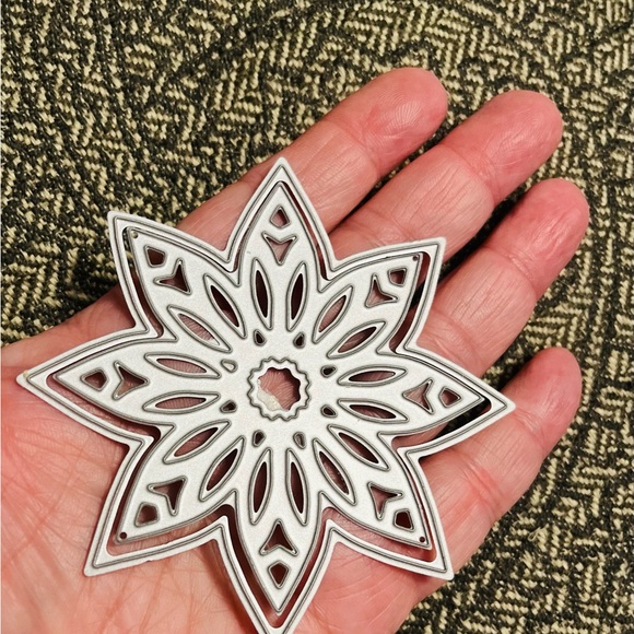 New Handmade w/ Love- Florals 6pc Die Cut - Picture 4 of 8